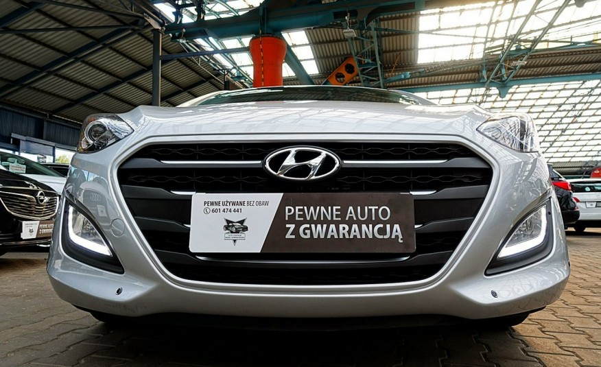 Hyundai i30 3 Lata GWARANCJA I-wł Kraj Bezwypadkowy 6-biegów LEDY+ESP Fv vat 23% 4x2 zdjęcie 