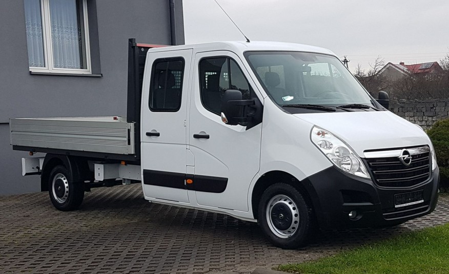 samochód dostawczy Opel zdjęcie 1