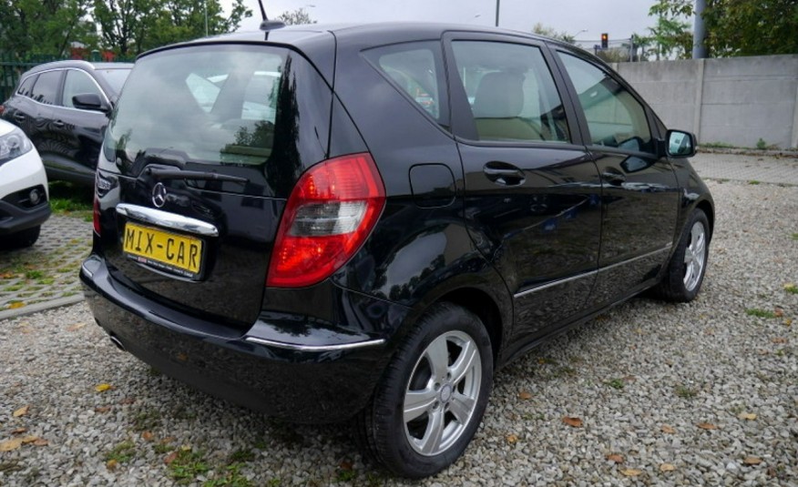 Mercedes A 160 A160 95KM LIFT BlueEfficiency Navi Jasna skóra Bardzo dobry Gwarancja zdjęcie 6
