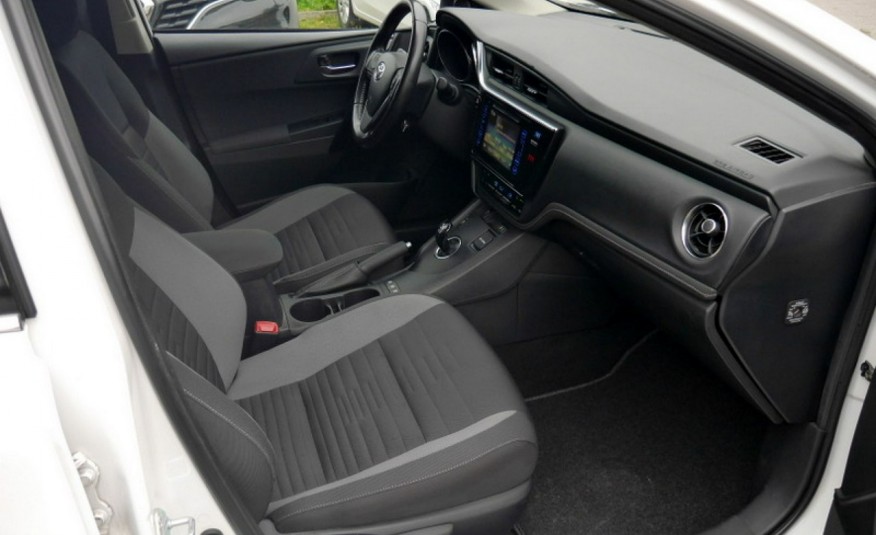 Toyota Auris 1.8 HSD Hybryda Lift Kamera Bezwypadkowy Pełny serwis Gwarancja zdjęcie 14