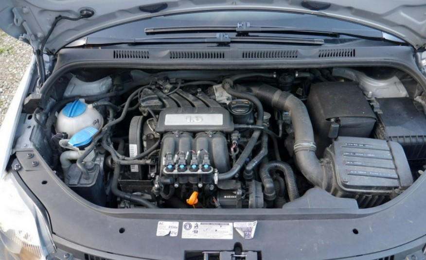 Volkswagen Golf Plus 1.6 MPI LPG 102KM LIFT Bardzo dobry stan Bezwypadkowy 2xkoła Gwarant zdjęcie 15