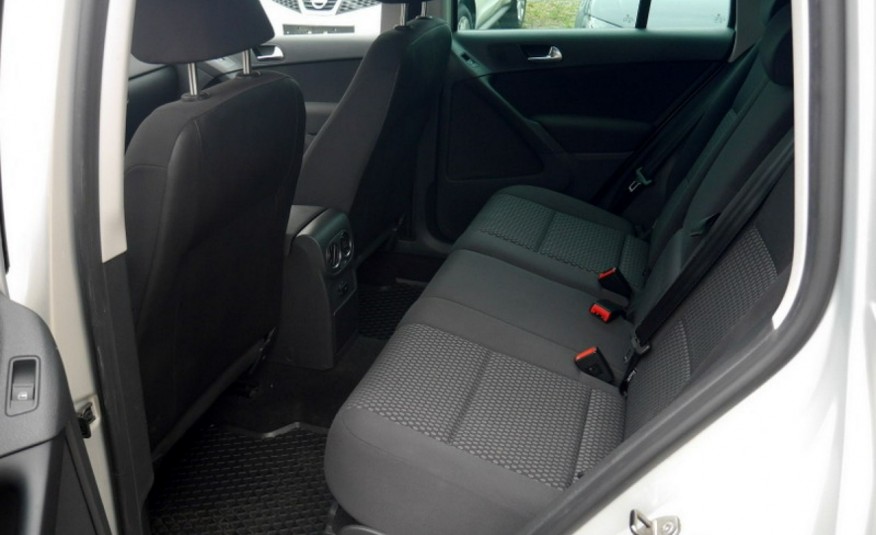 Volkswagen Tiguan 1.4 TSI 150KM PDC Navi Idealny Stan  Gwarancja zdjęcie 9