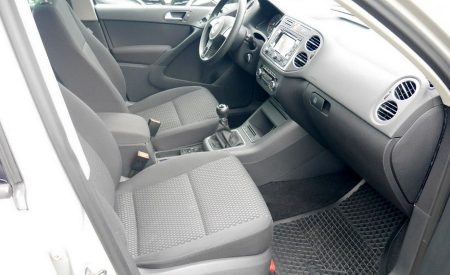 Volkswagen Tiguan 1.4 TSI 150KM PDC Navi Idealny Stan  Gwarancja zdjęcie 16