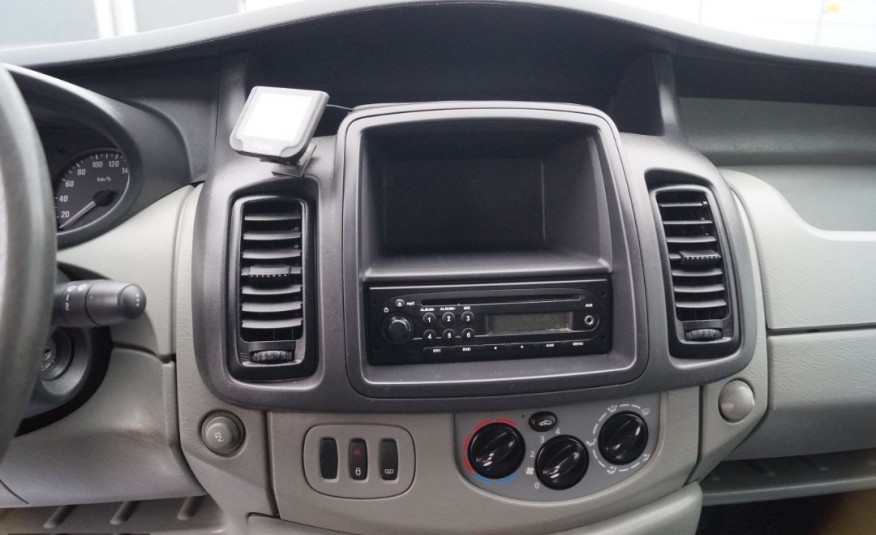Opel Vivaro L2H2 zdjęcie 8