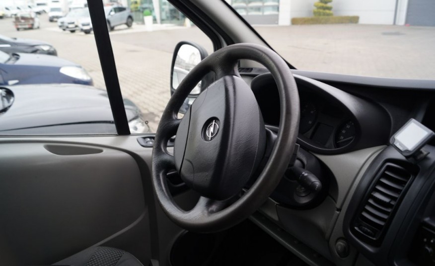 Opel Vivaro L2H2 zdjęcie 9