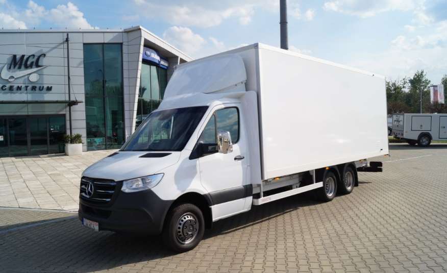 Mercedes Sprinter 516 12 palet 3 osie zdjęcie 