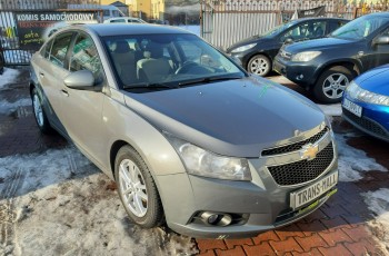 Chevrolet Cruze 1.8 Benzyna. Bezwypadkowy. . Navi. 2 kmpl kół.