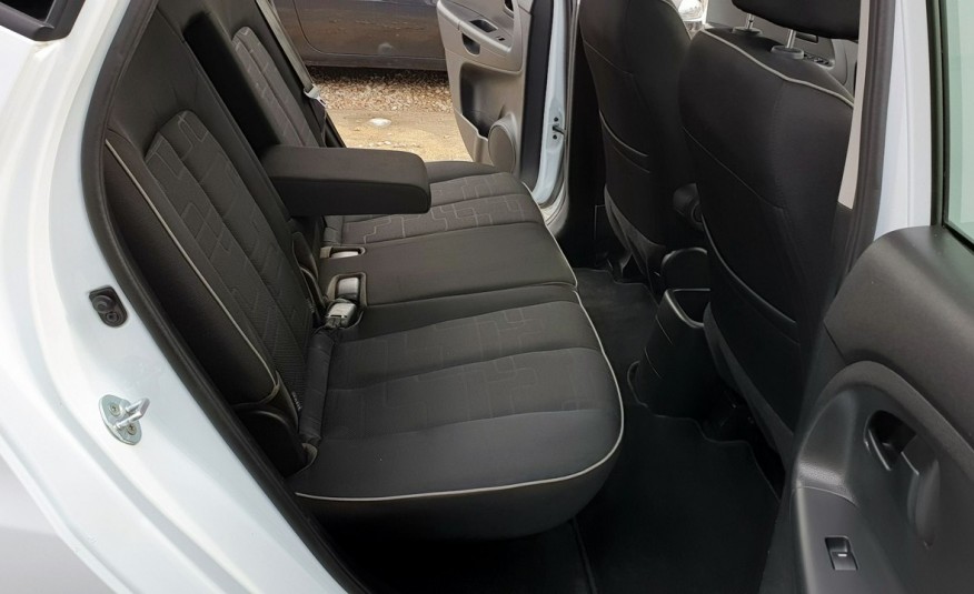 Kia Venga 1,6 CRDI 130km 6-Biegów Klimatronic Navi Serwis Panorama zdjęcie 10