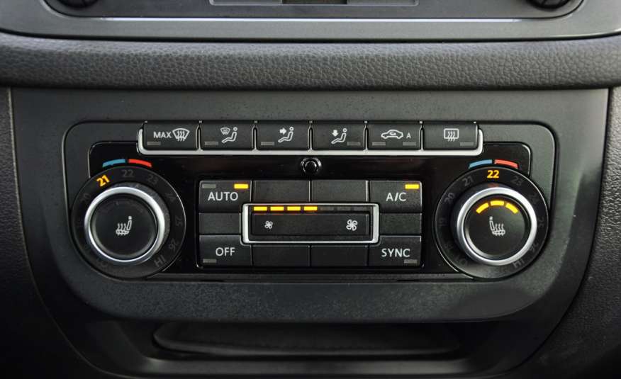 Volkswagen Tiguan 2.0 TDI 140KM DSG 4Motion Serwis ASO zdjęcie 21
