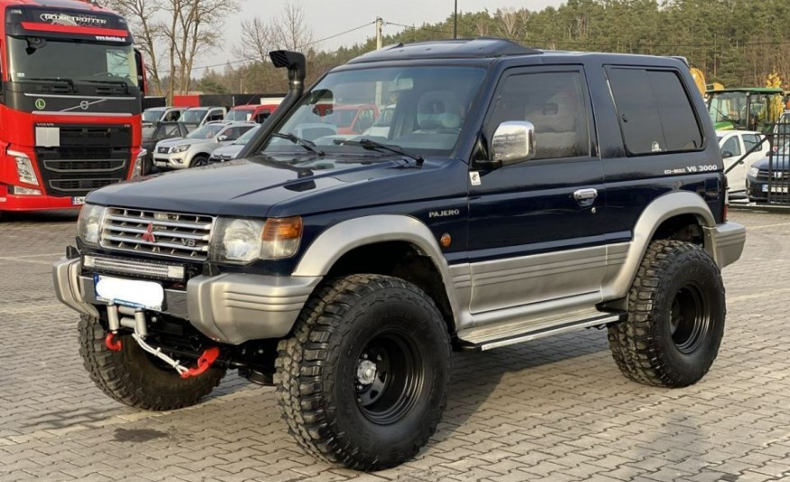 Mitsubishi pajero zdjęcie 