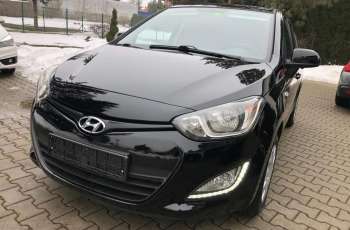 Hyundai i20 1.4 benz Automat lift Led Klima Szwajcaria