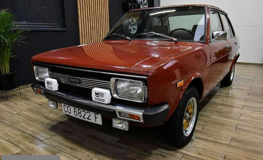 131 131 klasyk 1430 bez rdzy 1977 fiat 131 PERFEKCYJNY zabytek 33000K zdjęcie 