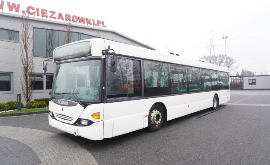 Scania CN94 UB , Omnibus , autobus miejski , niskopodłogowy , 29 miejsc , max 74 pasażerów , retarder , 2 sztuki , autobus miejski , coach 4x2 zdjęcie 