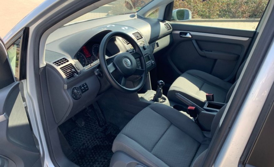 Volkswagen touran zdjęcie 7