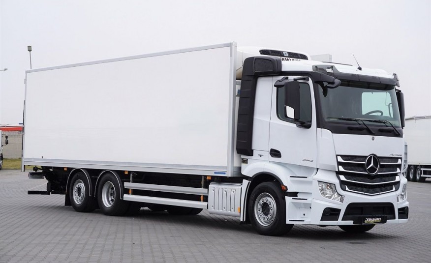 Mercedes / ACTROS / 2542 / E 6 / 6 X 2 / CHŁODNIA + WINDA / 21 EUROPALET / DŁ. 8.7 M / OS SKRĘTNA zdjęcie 