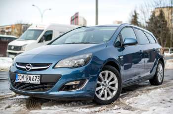 Opel Astra 1.7_Diesel_155 tys.km_LED_PDC