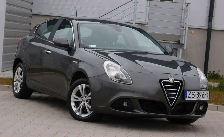 Alfa Romeo Giulietta 2.0JTDm 170KM / Led / Klima / Tempomat / Hak / ROK GWARANCJI zdjęcie 
