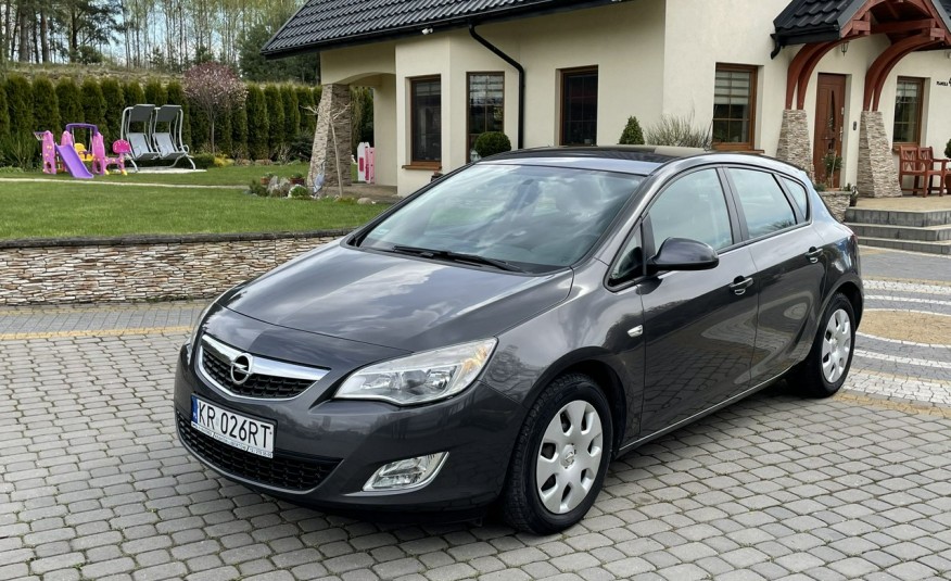 Opel Astra 1.6 benzyna / Salon PL I-właściciel / Bezwypadkowa zdjęcie 
