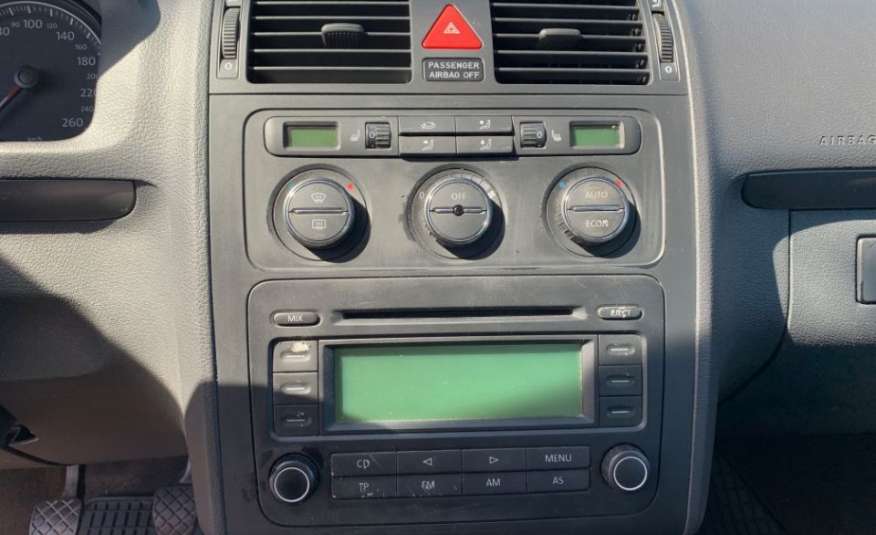 Volkswagen touran zdjęcie 8