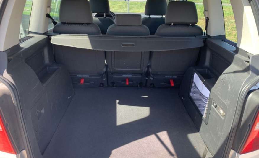 Volkswagen touran zdjęcie 14