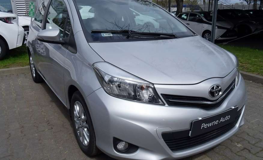 Toyota Yaris 1.33 VVT-i 99KM PREMIUM COOL NAVI, salon Polska, gwarancja zdjęcie 