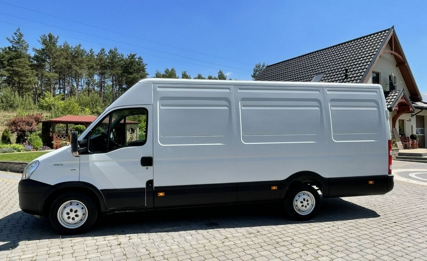 Iveco Daily 35S14V 2.3 JTD 136KM / MAXI - długość paki 450cm / Pierwszy właściciel zdjęcie 2