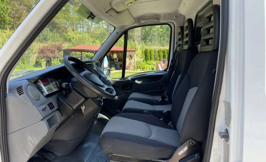 Iveco Daily 35S14V 2.3 JTD 136KM / MAXI - długość paki 450cm / Pierwszy właściciel zdjęcie 14