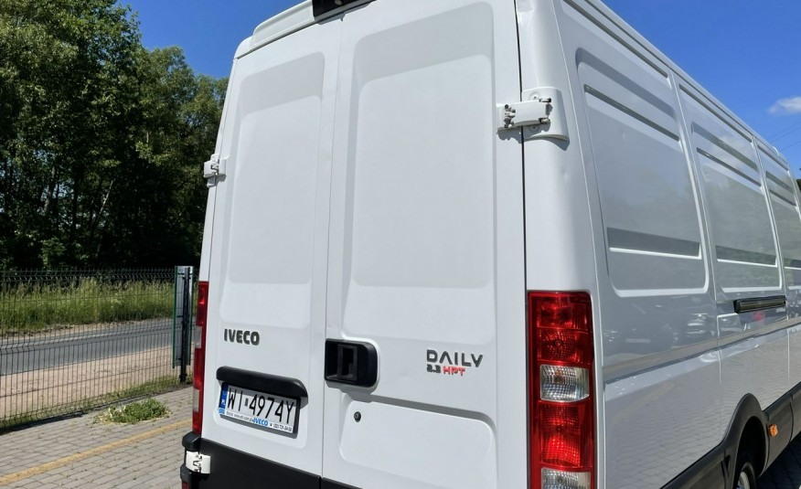 Iveco Daily 35S14V 2.3 JTD 136KM / MAXI - długość paki 450cm / Pierwszy właściciel zdjęcie 16