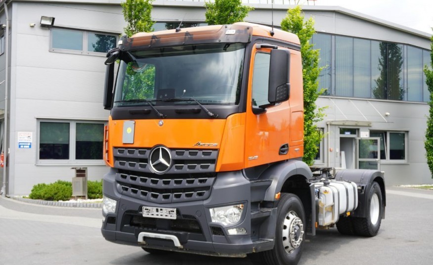 Mercedes AROCS 1843 , E6 , 4x4 Hydrodrive , hydraulika HYVA , przystawka , niska kabina , retarder , koń budowlany , wysoki prześwit , 4x4 , koń z hydrauliką ,  budowlany zdjęcie 
