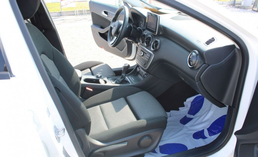 Mercedes A 180 Salon,f-vat,Gwarancja,tempomat,alu,benzyna zdjęcie 6