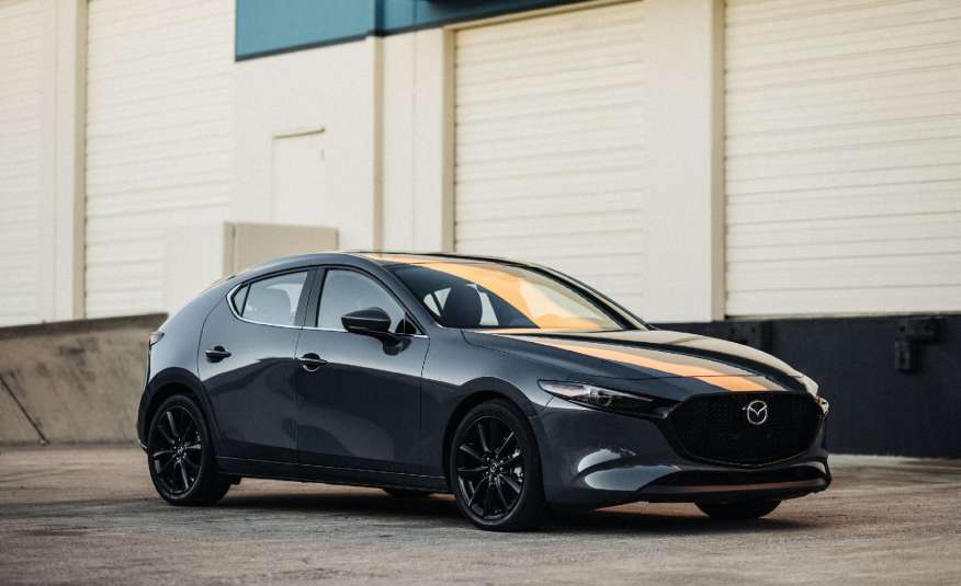 MAZDA 3 2.0 mHEV Hikari zdjęcie 