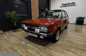 Fiat 131 131 klasyk 1430 bez rdzy 1977 fiat 131 PERFEKCYJNY zabytek 33000K