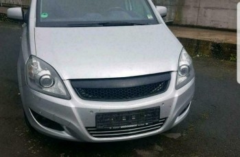 Opel Zafira 1.8 16V 140KM Bi Xenon 2012r 116tyśKM Książka Serwis Nowy rozrząd