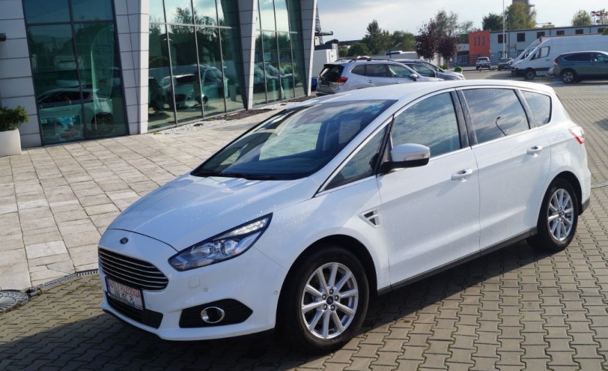 Ford s-max zdjęcie 