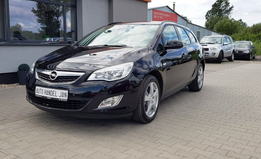 Opel Astra zdjęcie 