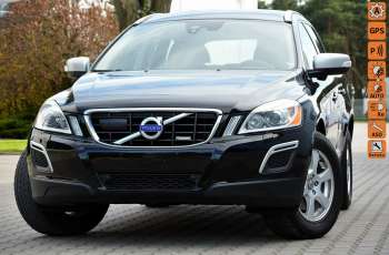 Volvo XC 60 Czarne Zarejestrowane R-design 2.4D5 Serwis Blis Xenon Navi