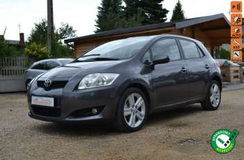 Toyota Auris Climatronic Serwis ASO Zarejestrowany 157tkm Opony zimowe