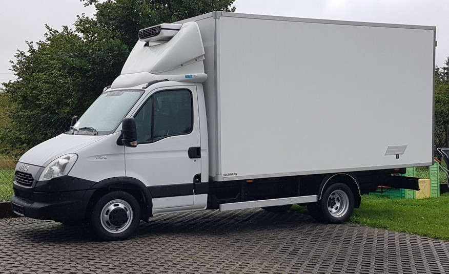 samochód dostawczy Iveco zdjęcie 1