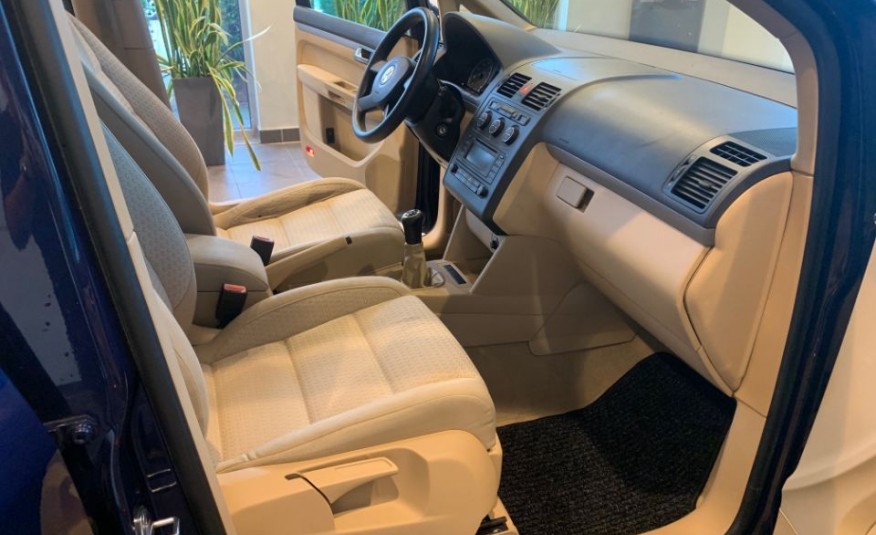 Volkswagen touran zdjęcie 16