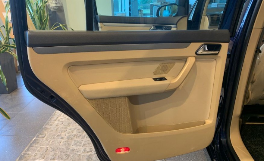 Volkswagen touran zdjęcie 21