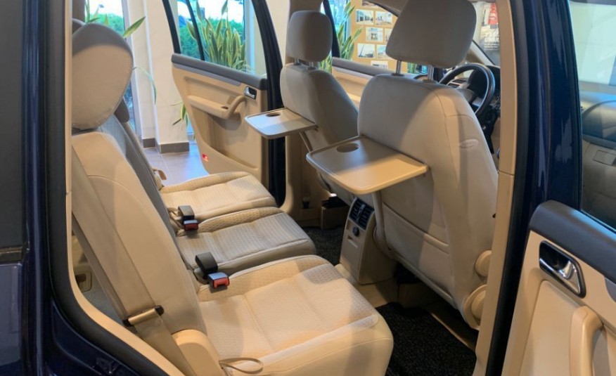 Volkswagen touran zdjęcie 24