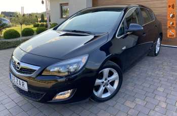 Opel Astra 1.4 benzyna 5 drzwi czujniki park nawi