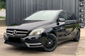 Mercedes B 180 B200 Harman Panorama LED