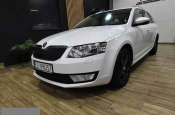 Skoda Octavia 2.0 TDI CR bezwypadkowa zarejestrowany MANUAL FILM MULTIFUNKCJA