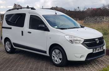 Dacia Dokker KLIMA 5 OSÓB 6-BIEGÓW 2xDRZWI BOCZNE PRZESUWNE KRAJOWY I-WŁAŚCICIEL