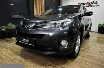 Toyota RAV-4 2.0 d4d FABRYCZNY LAKIER gwarantowany przebieg bezwypadkowy film