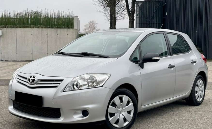 Toyota Auris 1.6
