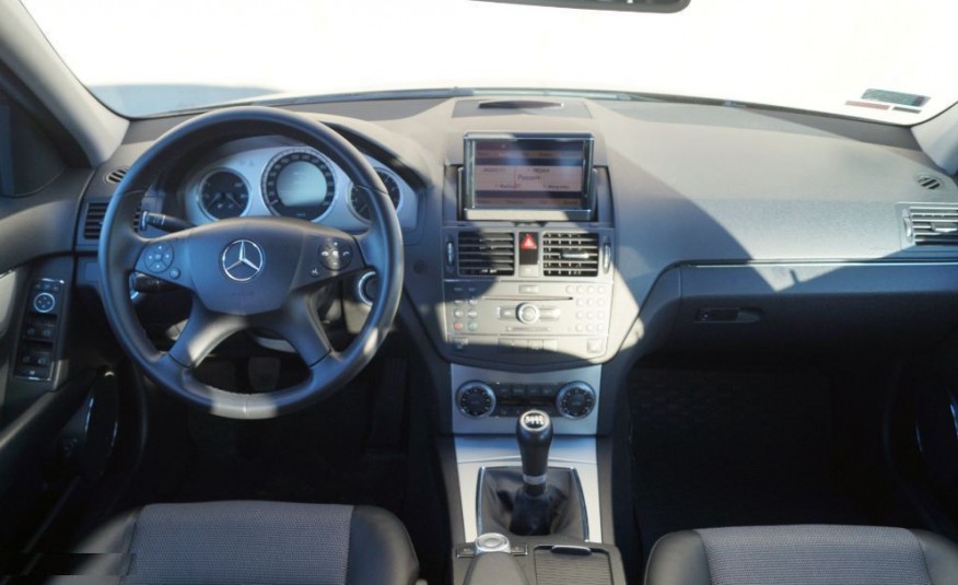 Mercedes klasa-c zdjęcie 13