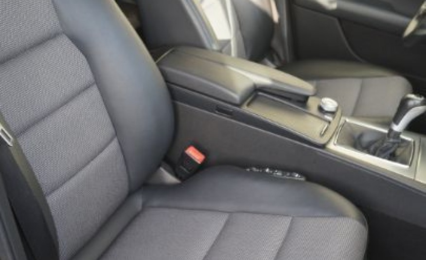 Mercedes klasa-c zdjęcie 16