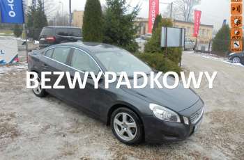 Volvo S60 Zarejestrowany, jasne skóry , stan perfekcyjny , bezwypadkowy .